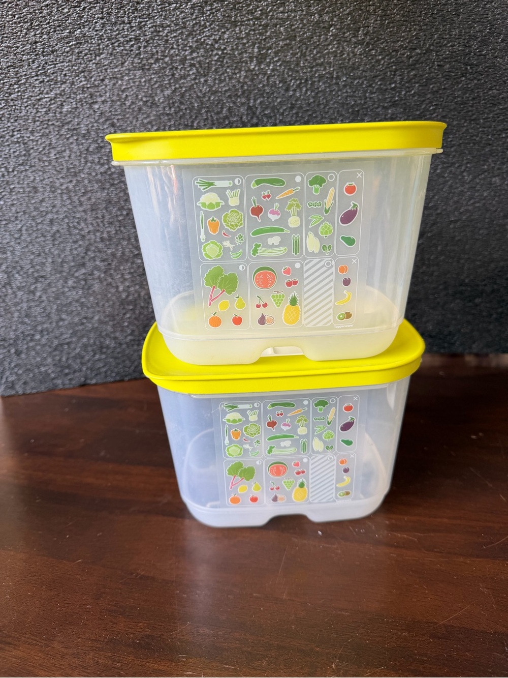 Tupperware fridge mates